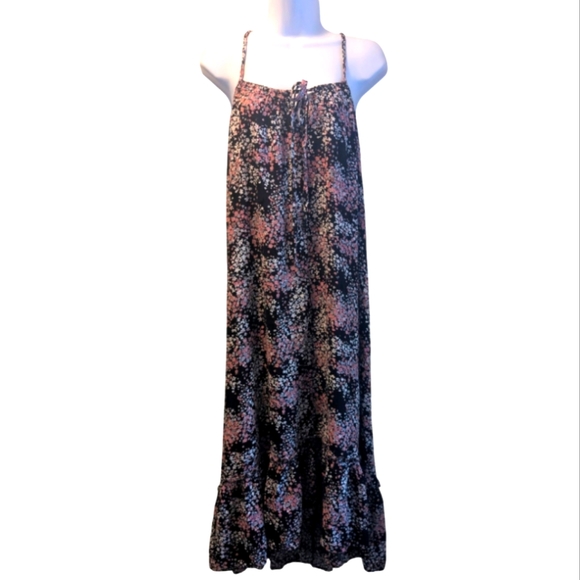 Floral Maxi Dress - Picture 1 of 5